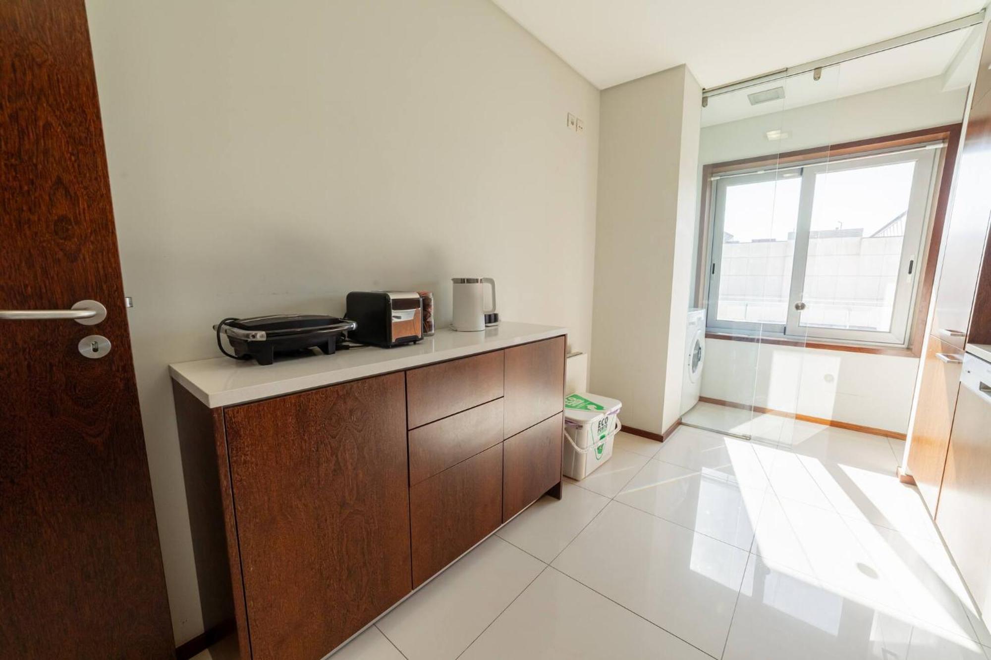 Modern Cedofeita By Hosty Apartment Porto Ngoại thất bức ảnh