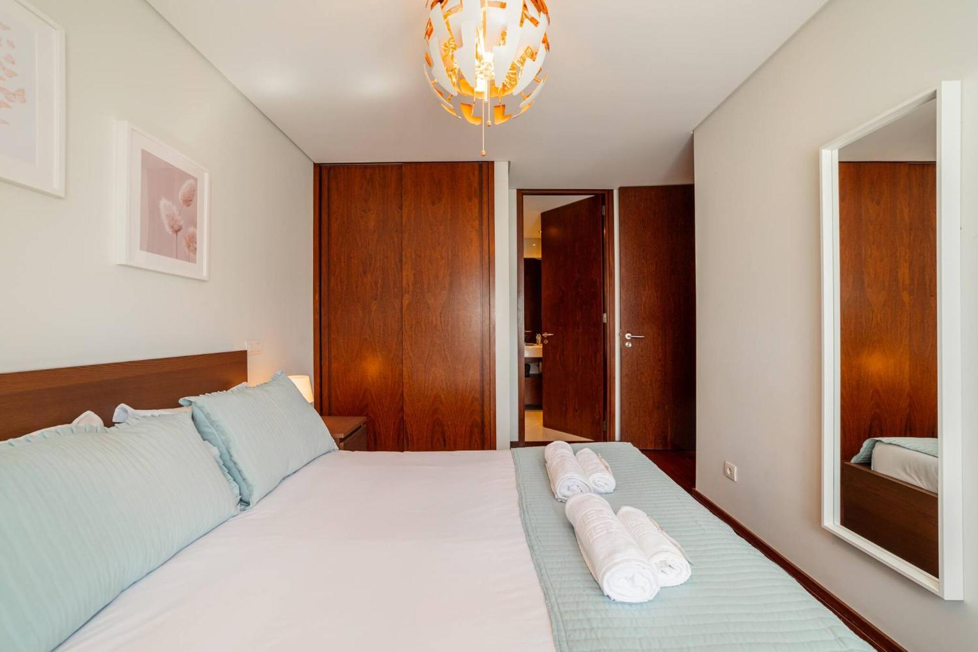 Modern Cedofeita By Hosty Apartment Porto Ngoại thất bức ảnh