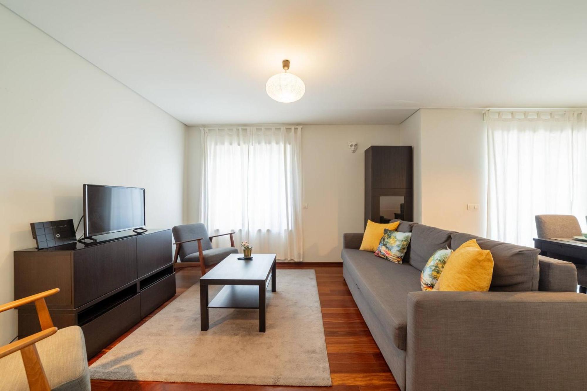Modern Cedofeita By Hosty Apartment Porto Ngoại thất bức ảnh