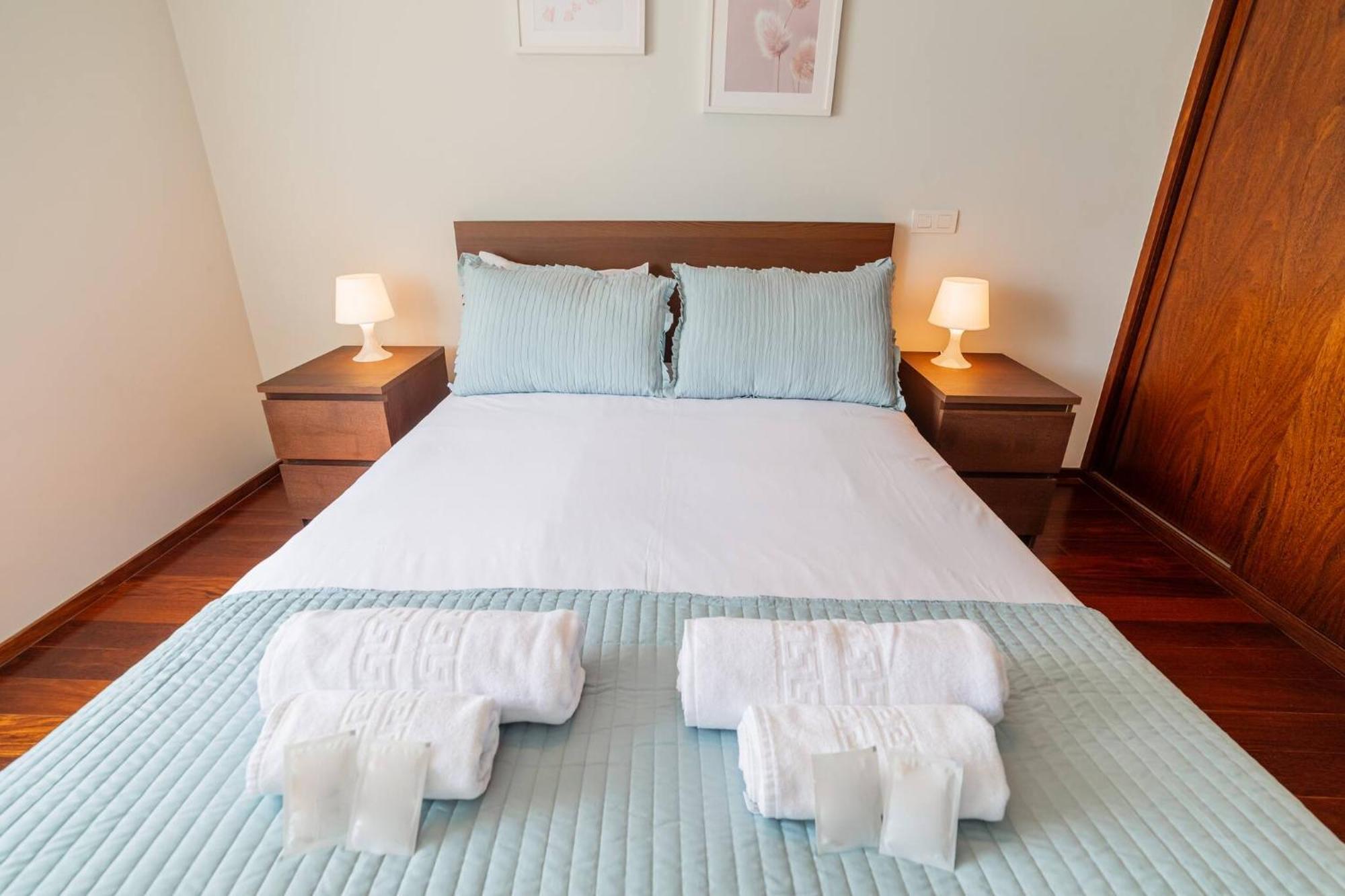 Modern Cedofeita By Hosty Apartment Porto Ngoại thất bức ảnh